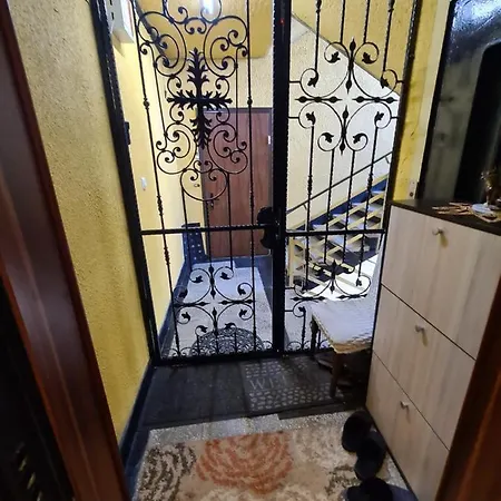 Super Luxury Room For Two In The Center Of Burgas ブルガス